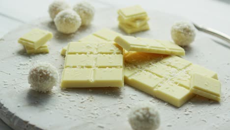 Sweet-white-chocolate-with-coconut-sweets