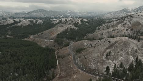 Snowing-Over-Mountain-Pass-Over-Ridges-Near-Sun-Valley,-Idaho,-USA