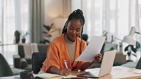 Black-woman-in-home-office