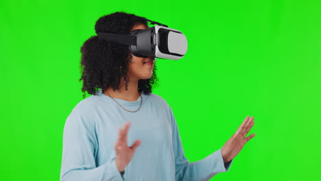 woman experiencing virtual reality