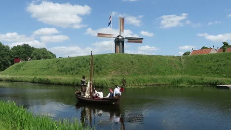 Nachstellung-Der-Schlacht-Von-Bourtange,-Groningen