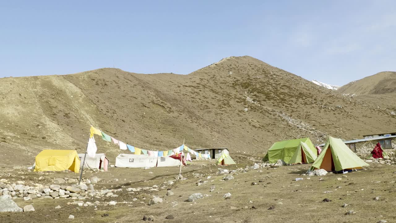다르마살라 텐트 캠프 (darmasala tent camp) - 고도 4500m, 마나슬루 서 트렉