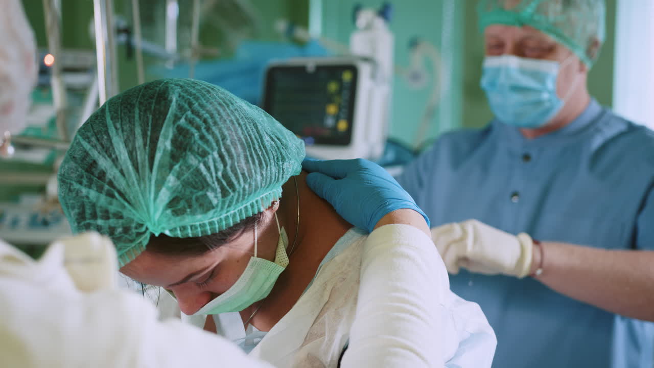 Scena in ospedale: supporto e assistenza al paziente