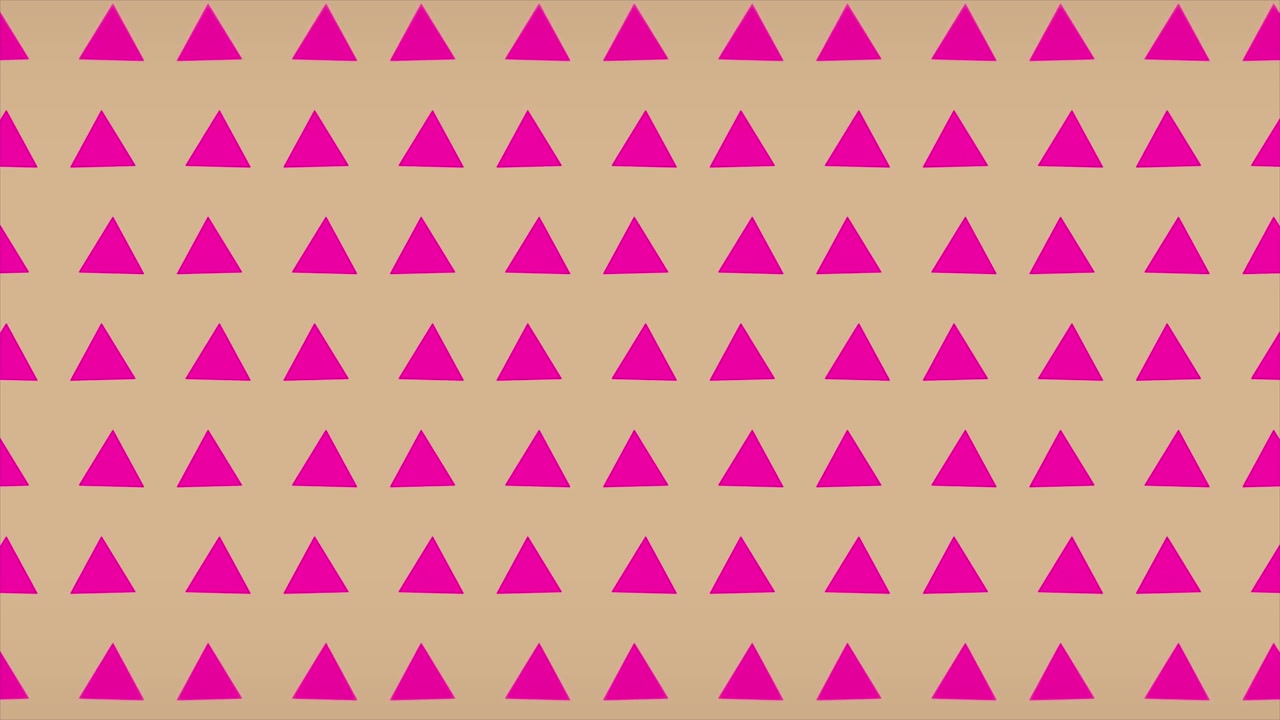 Loop continuo di forme triangolari magenta in movimento su sfondo beige