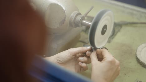 jewelry making process - polishing