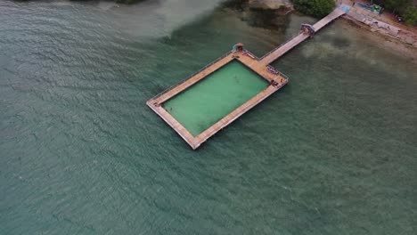 Pool-Im-Ozean-Antenne-Playita-Rosada-In-Lajas,-Puerto-Rico
