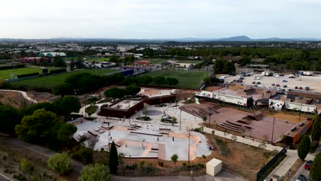 Luftpanorama-Des-Skateparks-Grammont-In-Montpellier,-Frankreich