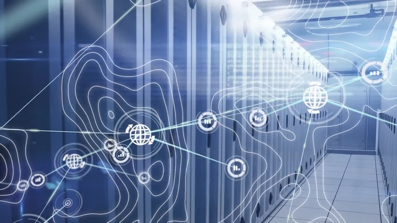 animación de líneas blancas con conexiones y procesamiento de datos sobre la sala técnica con servidores informáticos