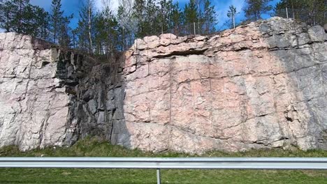 la carretera de tampere a lahti en coche