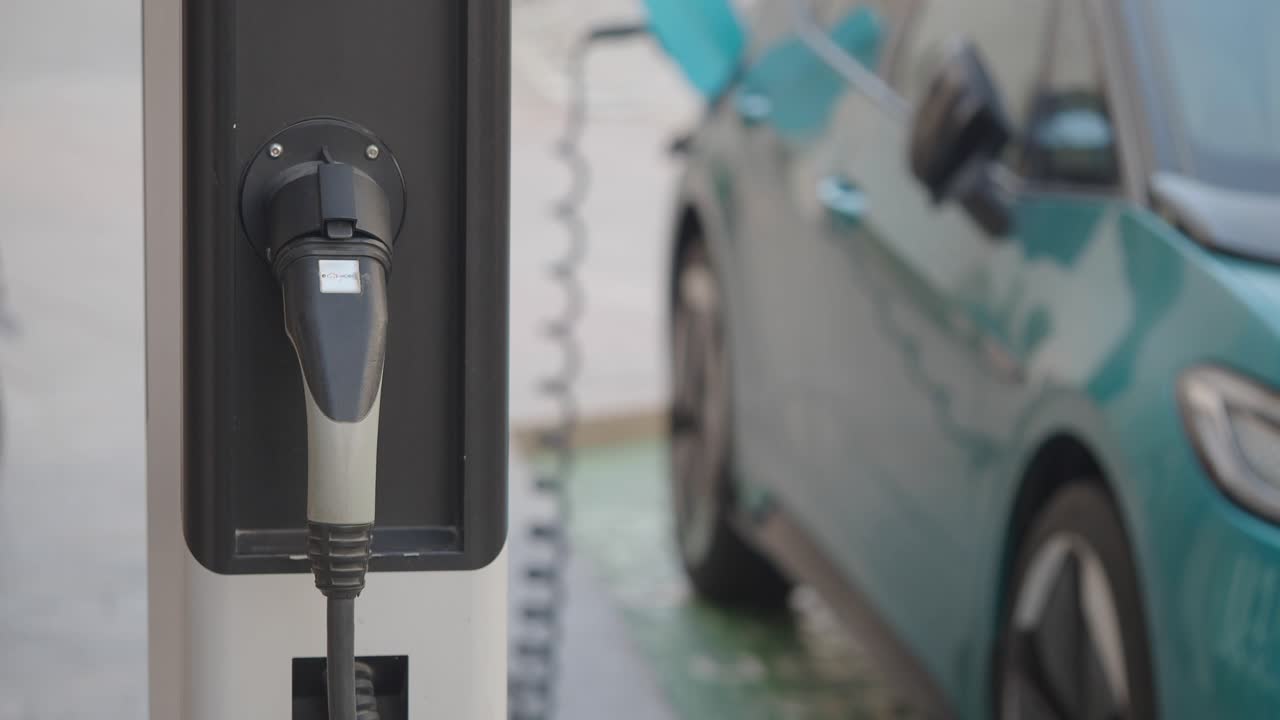 Станция зарядки электромобиля