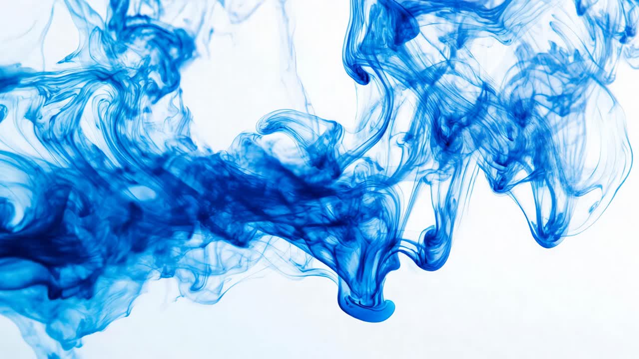голубые чернильные вихри