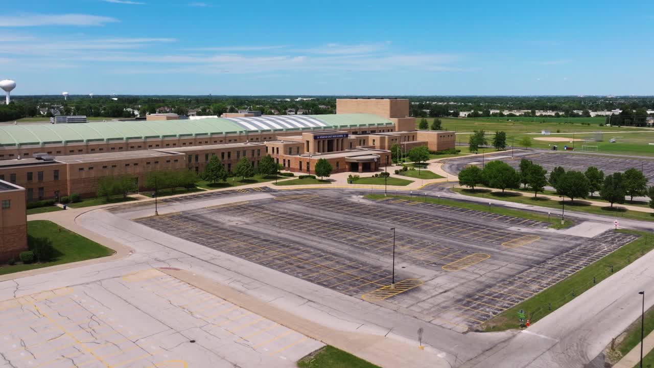vista aérea de la escuela secundaria del este de 19560