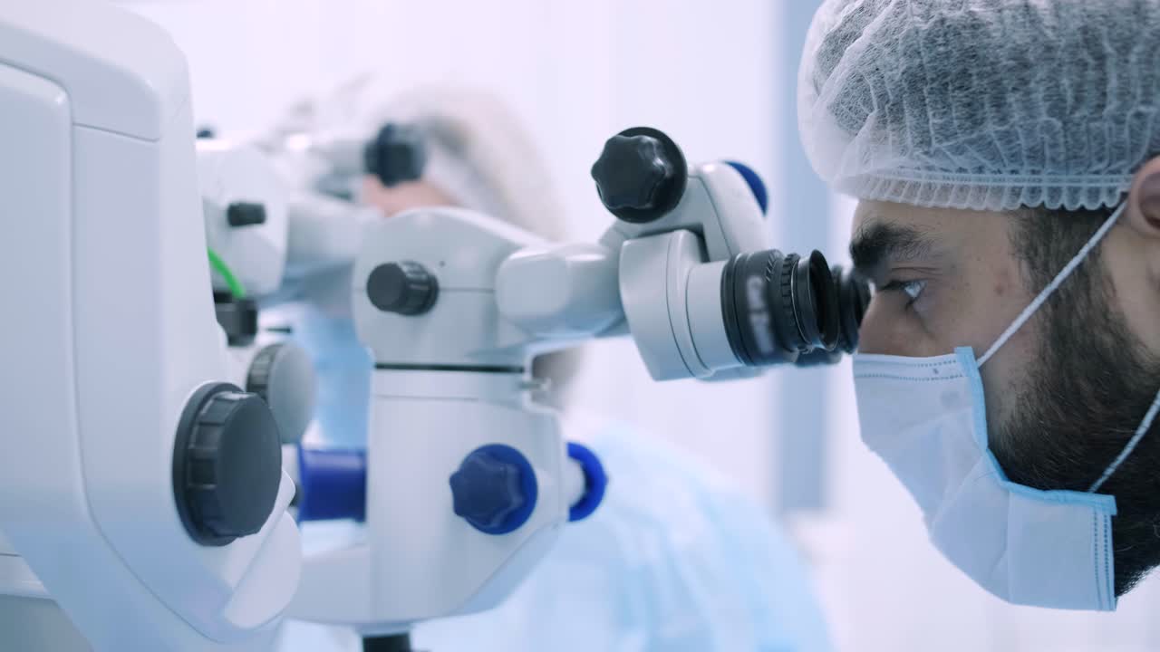 Eye surgery, vitreoretinal. Vitrectomy surgery.