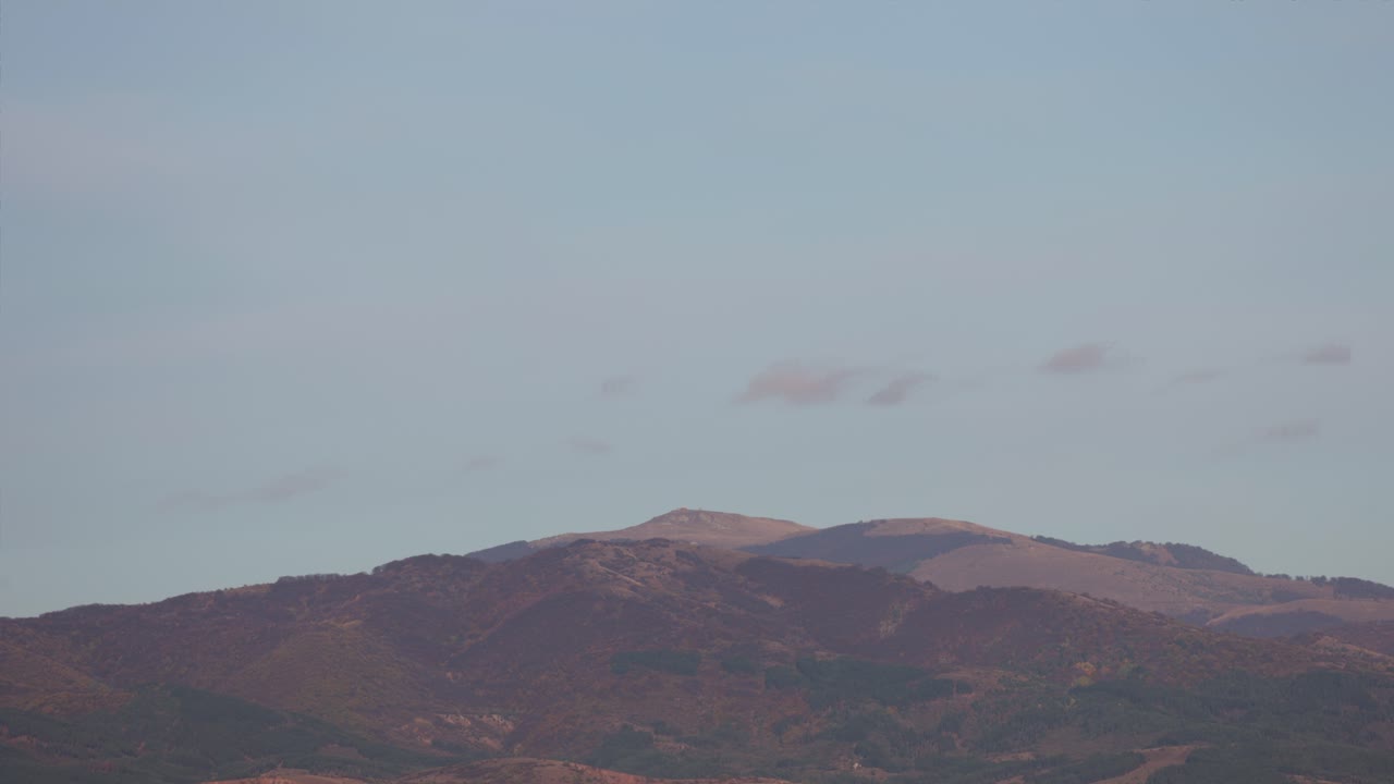 볼가리아의 발칸 산맥의 아름다운 일몰 타임 스