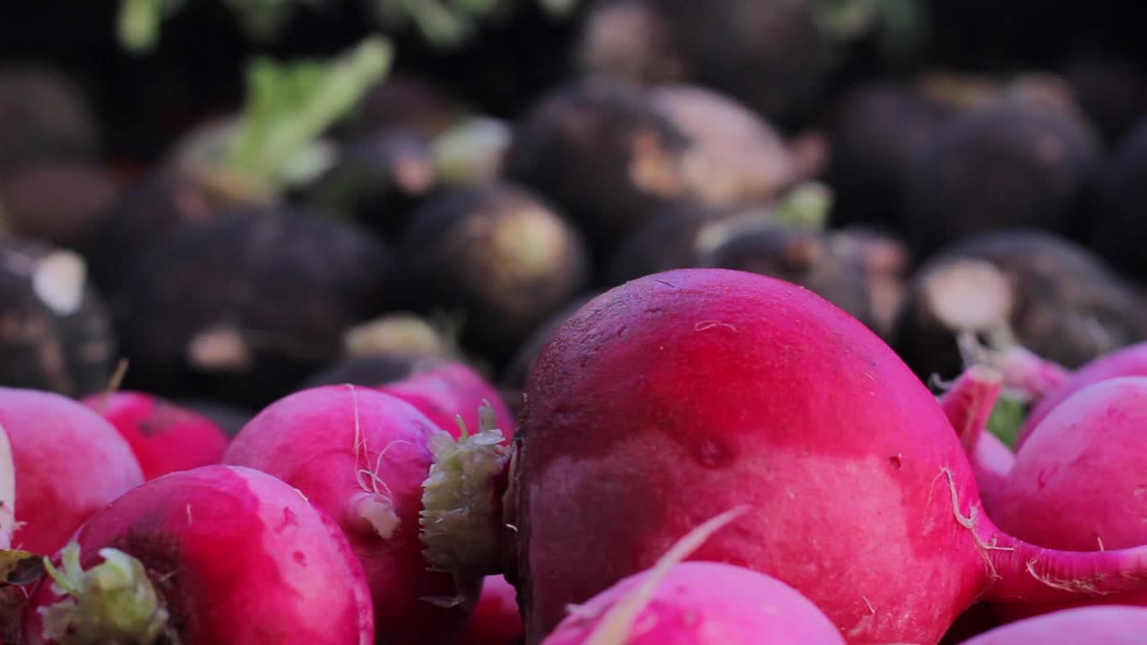 Shopping Vegetable In Greengrocer 3