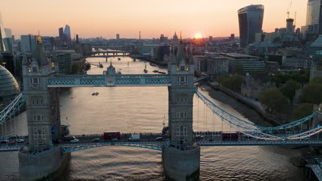 tower bridge london sunset