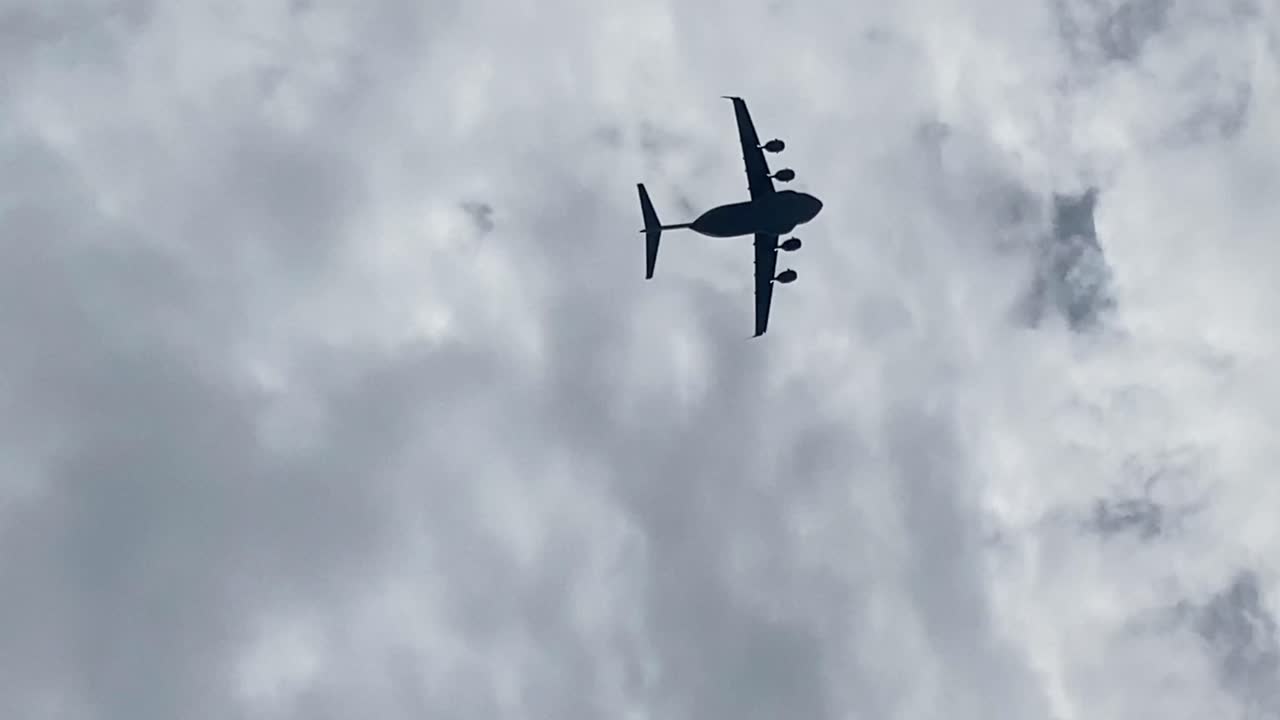 imágenes de un gran avión