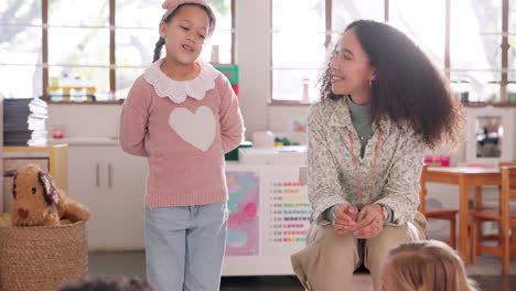 Lehrer,-Schüler-Oder-Kind-Zur-Präsentation