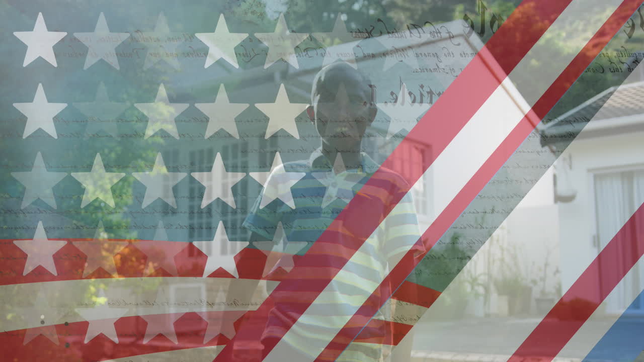 카우카시안 아프리카계 미국인 소년 위에 있는 미국 발의 애니메이션