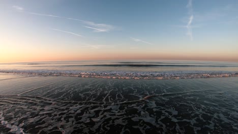 imágenes de drones: drones sobre el mar