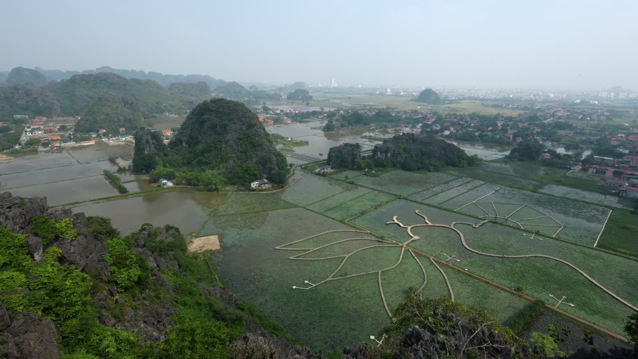 Vietnam 4K Ninh Binh panorama viewpoint mountain