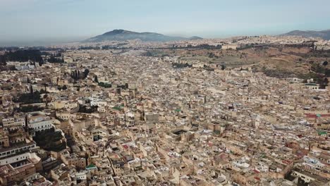 vista aérea de la antigua medina en fes, marruecos