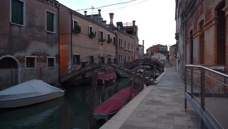 Venecia-Sigue-Siendo-Un-Destino-Turístico-Muy-Popular,-Un-Importante-Centro-Cultural.