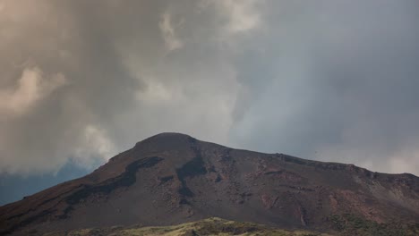 volcán stromboli 4k 01