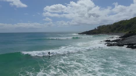 Noosa-Drone-Surf-Session-on-a-sunny-day,-Australia