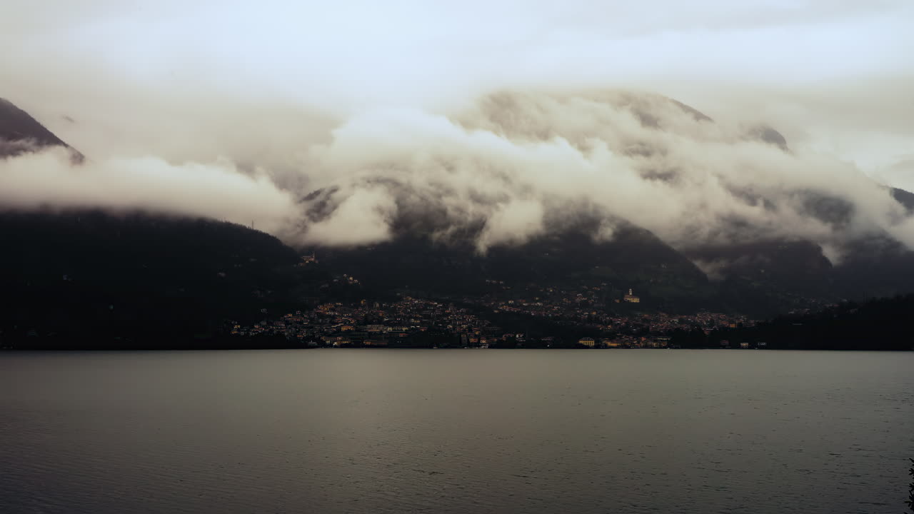 Timelapse at Lake Como, Italy