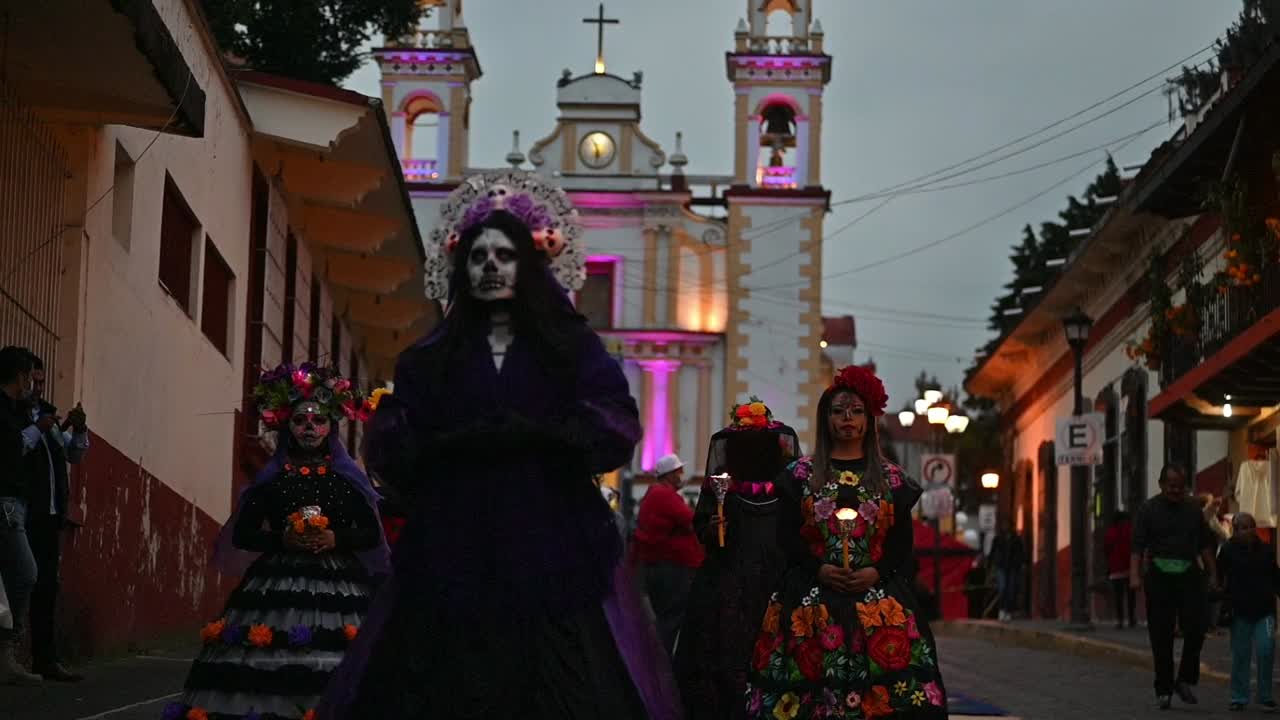 MEXICAN CATRINA DAY OF DEATH