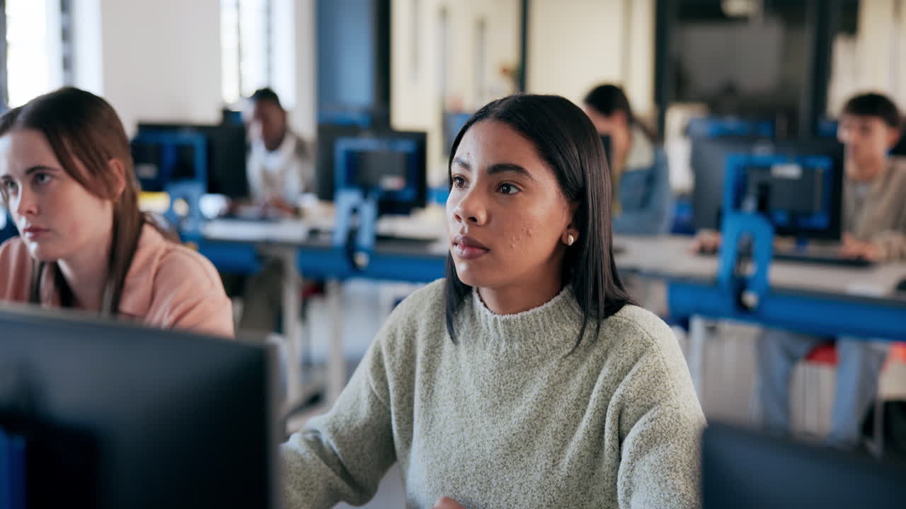Students working in a computer lab