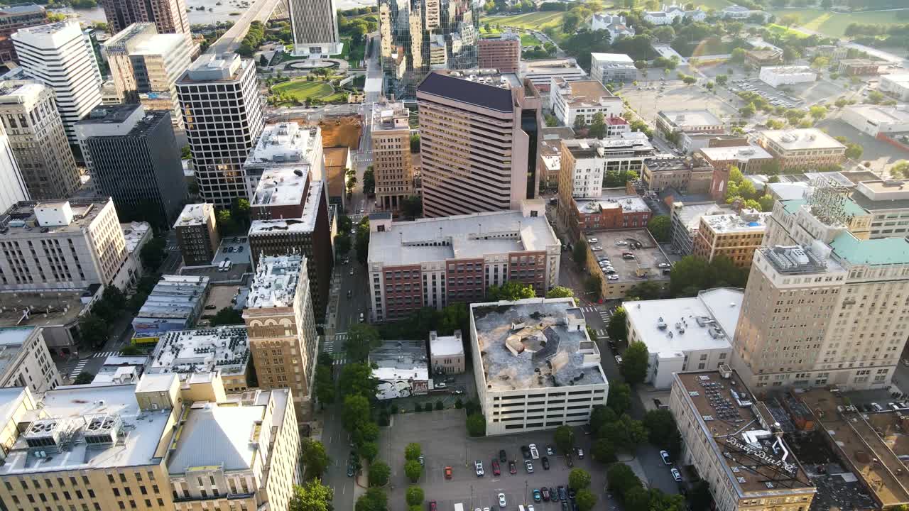 리치몬드, 버지니아의 시내와 공원 | 공중 비행 | 2021년 여름