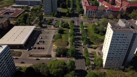 Aerial-view-of-big-alley-with-traffic-during-summer-time