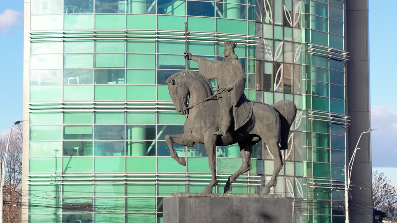 Equestrian statue in an urban setting