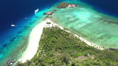 Una-Vista-Aérea-Muestra-La-Isla-Monuriki-Fiji-1