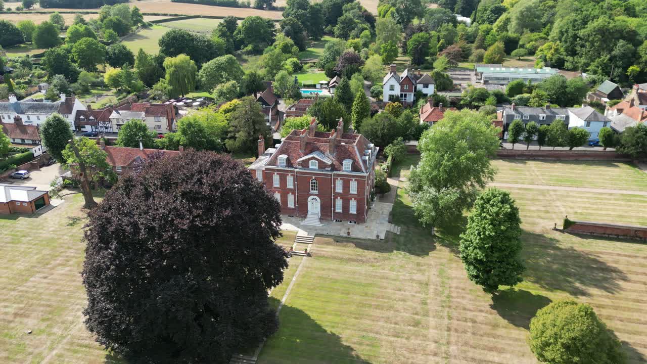 la gran casa histórica del salón en much hadham village hertfordshire inglaterra vista aérea
