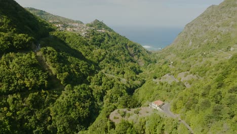 Aerial-drone-shot-from-the-forest-to-the-ocean