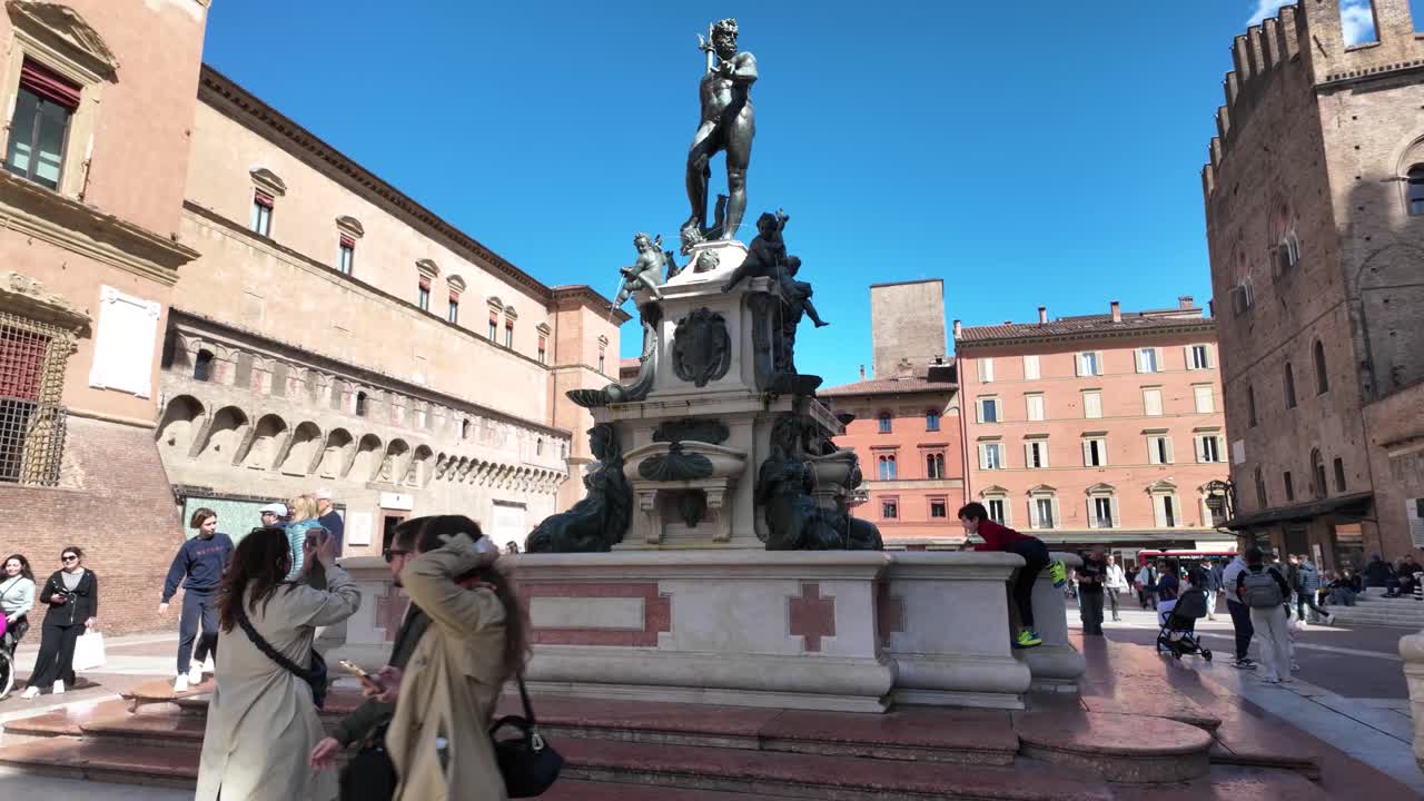 Fontana del Nettuno in Modena, Italy