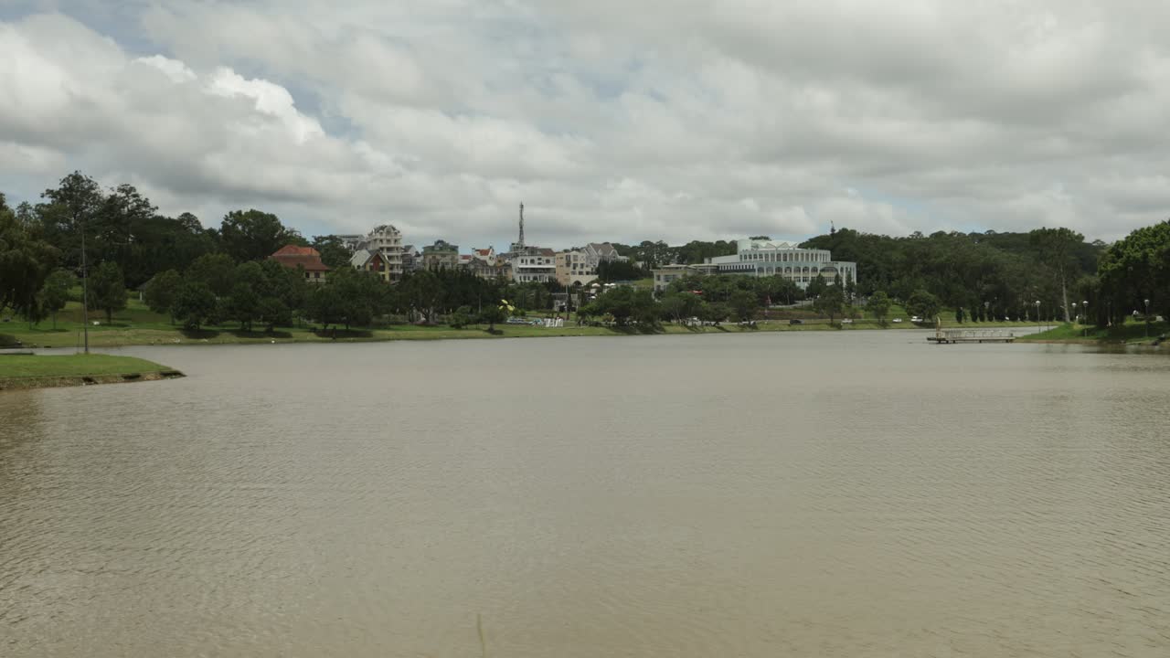 Time Lapse of the Lake in Da Lat (Vietnam)