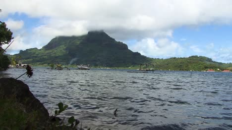 monte otemanu en bora bora, polinesia francesa