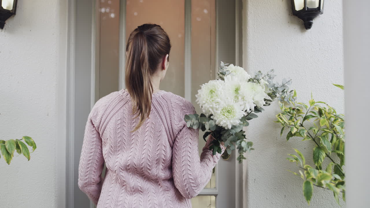 надеюсь, бабушке понравится этот букет.