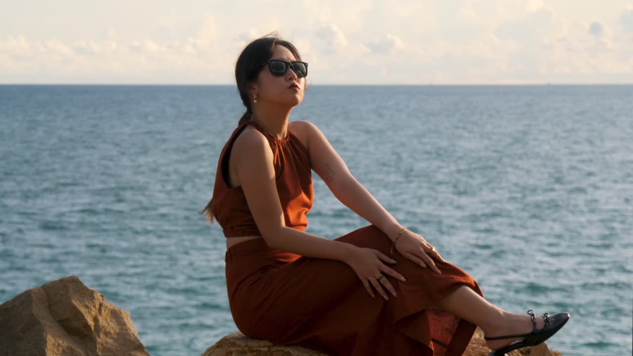 클로즈업, 젊은 세련된 매력적인 여성, 바물, 느린 동작