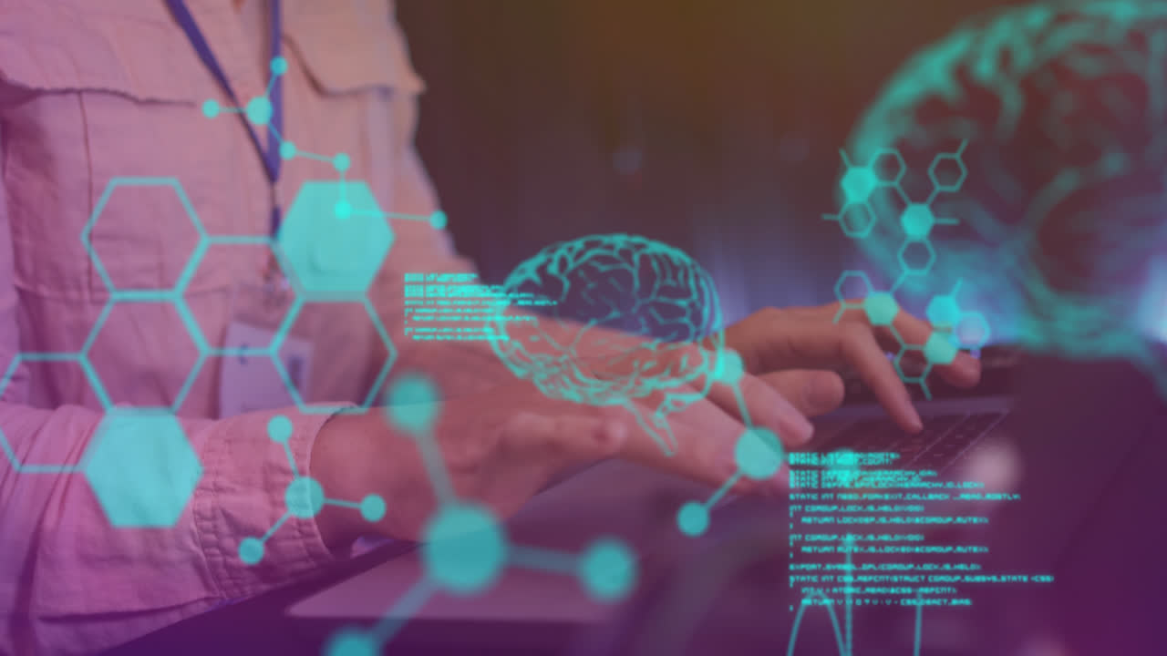 animación del procesamiento de datos sobre una trabajadora caucásica en la sala de servidores