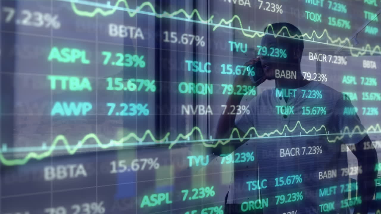 Animasjon av finansiell databehandling over en afroamerikansk forretningsmann som bruker smarttelefon
