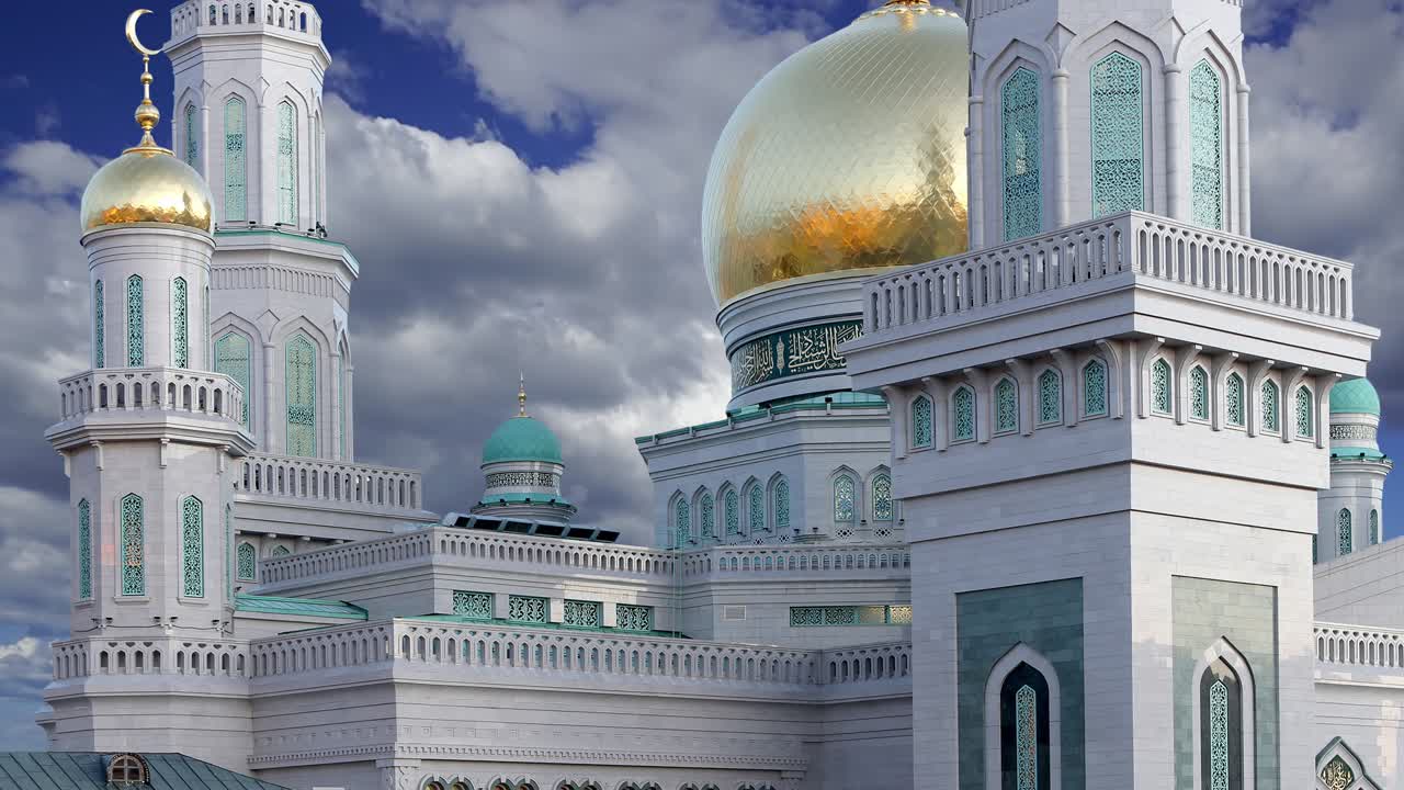 모스크바 대성당 모스크, 움직이는 구름에 대항하여, 러시아 - 모스크바의 주요 모스크, 새로운 랜드마크