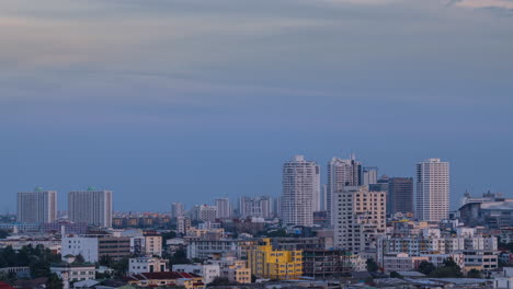 The-light-drops-of-Eastern-Bangkok,-close-to-Suvannaphumbi-International-Airport