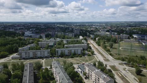 Daugavpils-2nd-city-in-Latvia-establishing-overview-with-vintage-flat-building