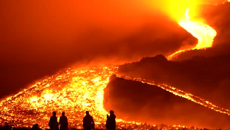 volcan de pacaya with lava