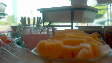 Fruit-in-a-breakfast-buffet-restaurant